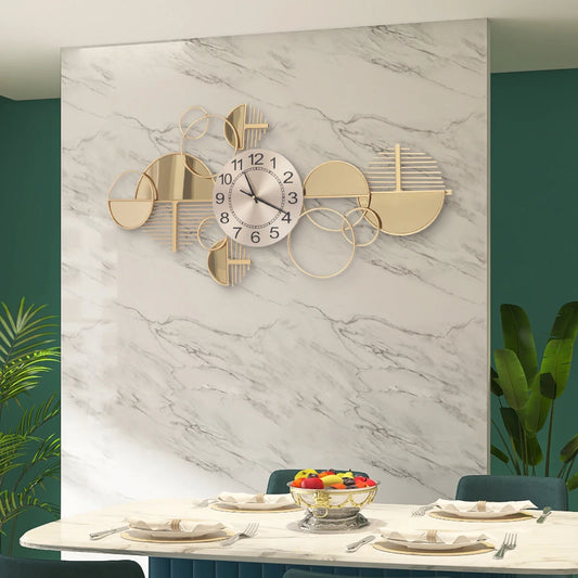 Large Golden Modern Minimalist Metal Wall Clock – Silent Luxury Wall Watch for Family Living Room Decoration